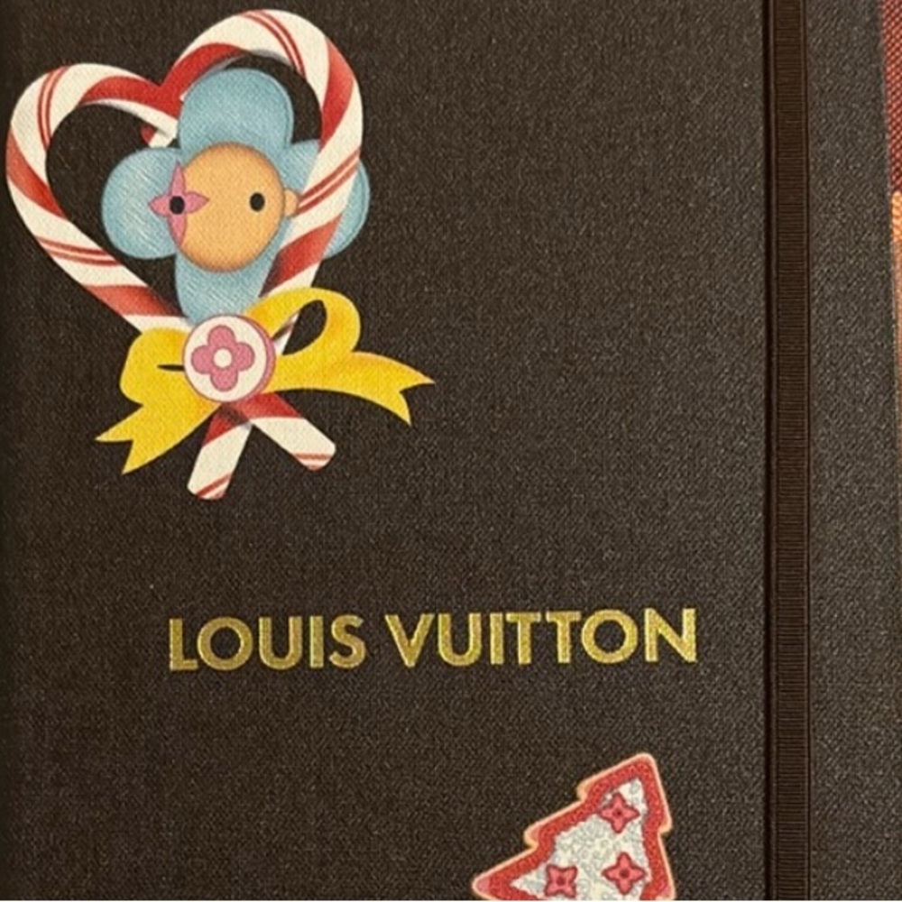 🍬 Louis Vuitton Holiday Vivienne Jane notebook/journal MM 5.1 x 8.3 x 0.4” 🍬